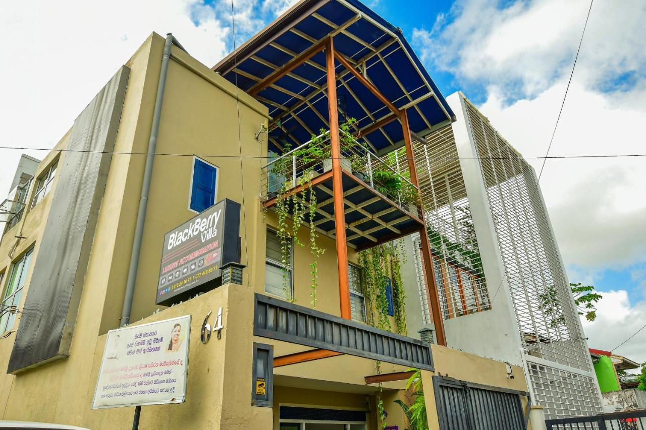 Blackberry Villa Colombo Exterior photo